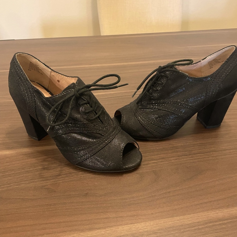 Seychelles Eternity Black Open Toe Lace up Oxford’s Size 6.5